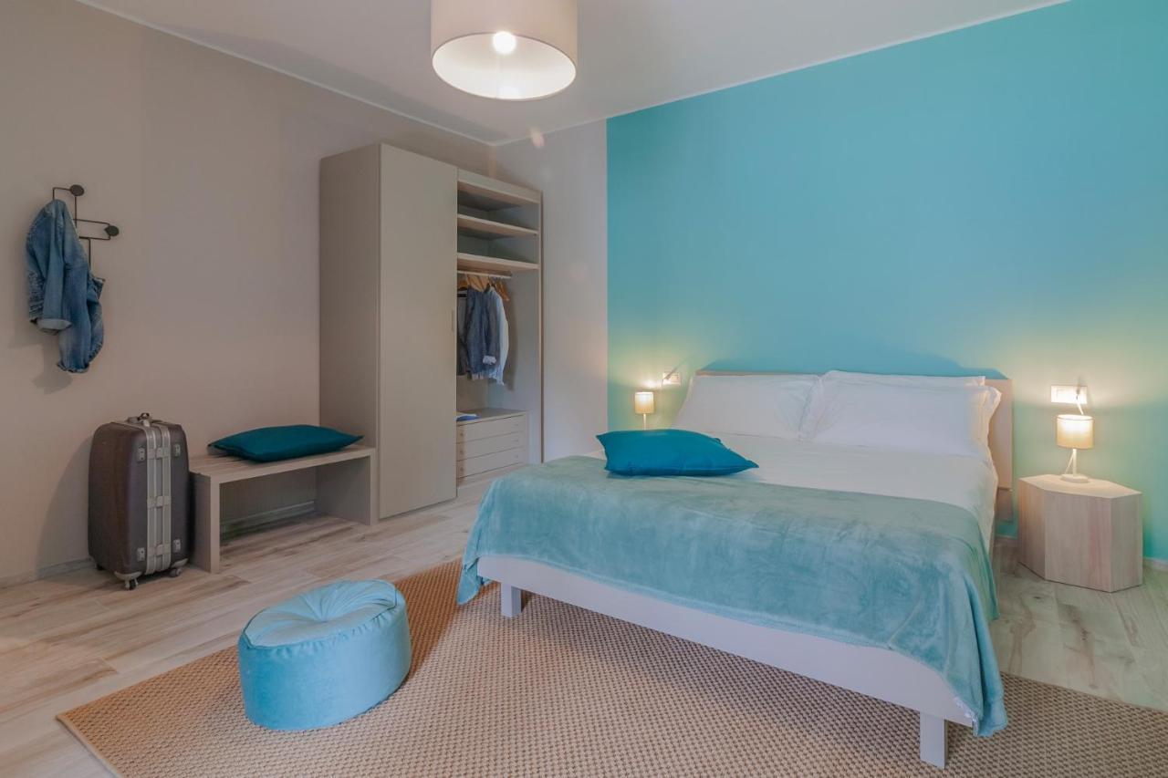 Ninfea Apartments By Wonderful Italy Лецено Екстериор снимка