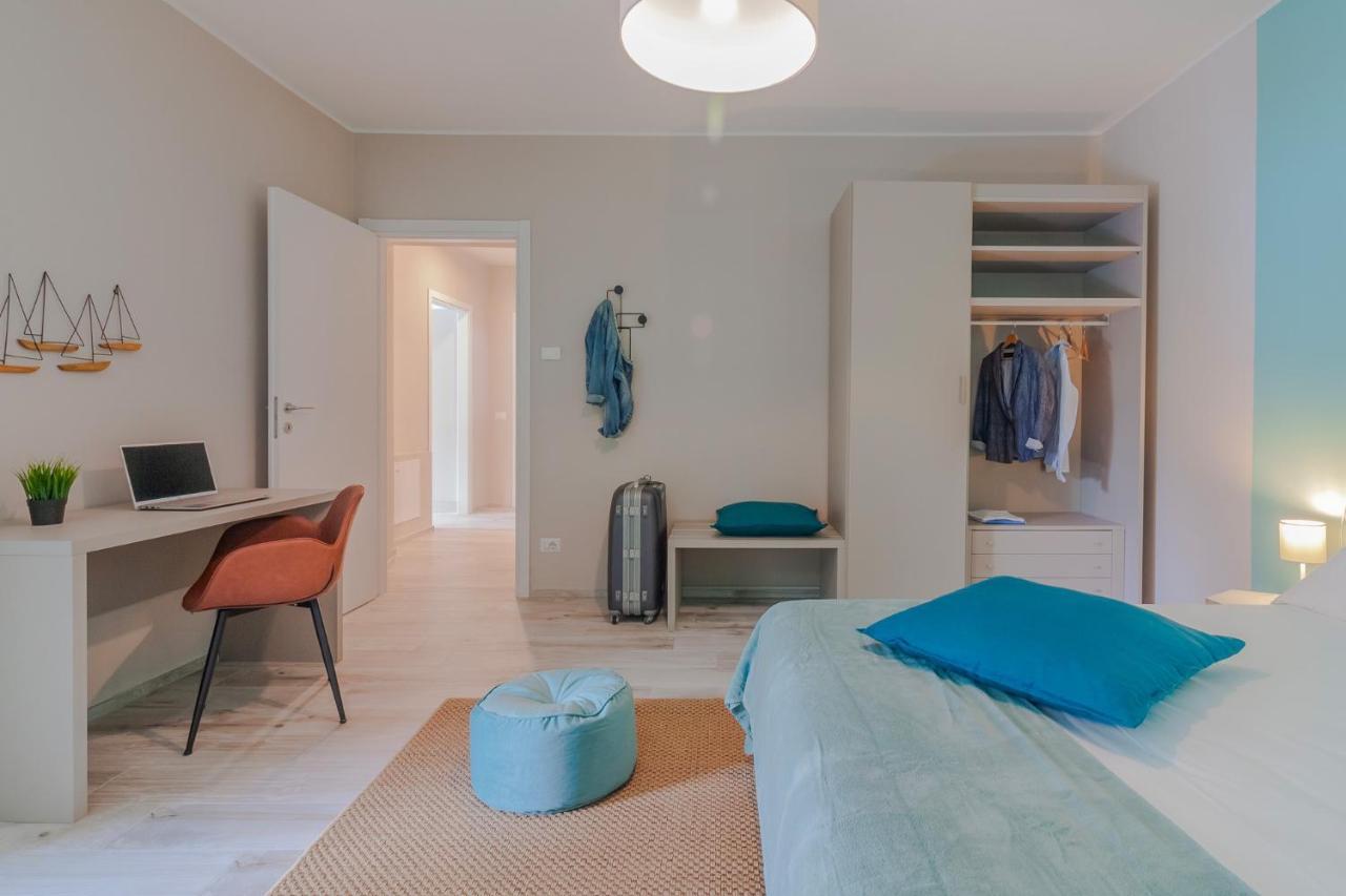 Ninfea Apartments By Wonderful Italy Лецено Екстериор снимка