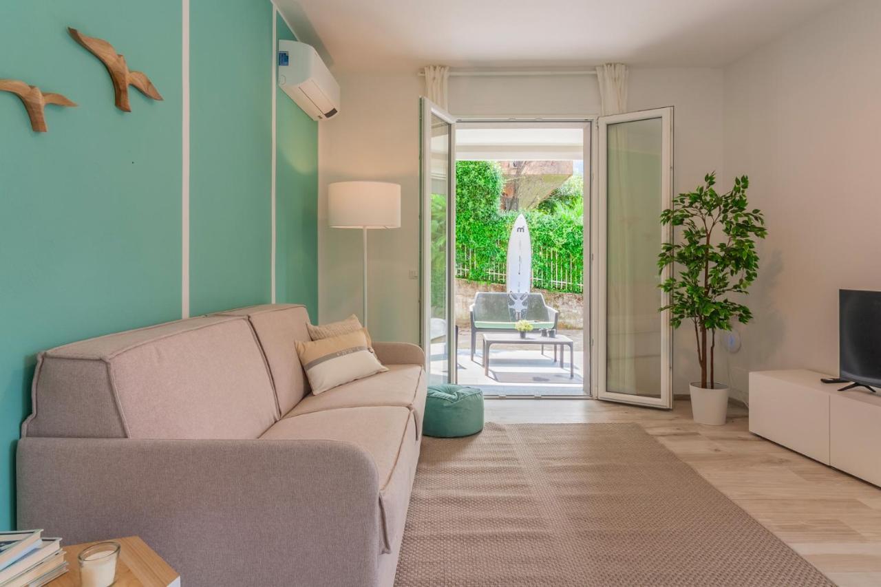 Ninfea Apartments By Wonderful Italy Лецено Екстериор снимка