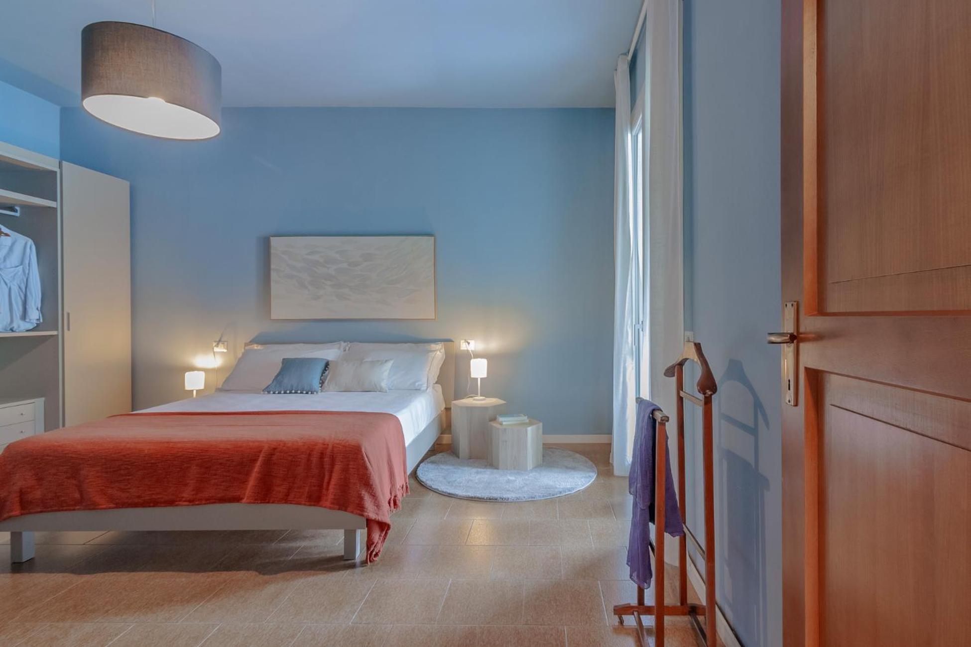 Ninfea Apartments By Wonderful Italy Лецено Екстериор снимка