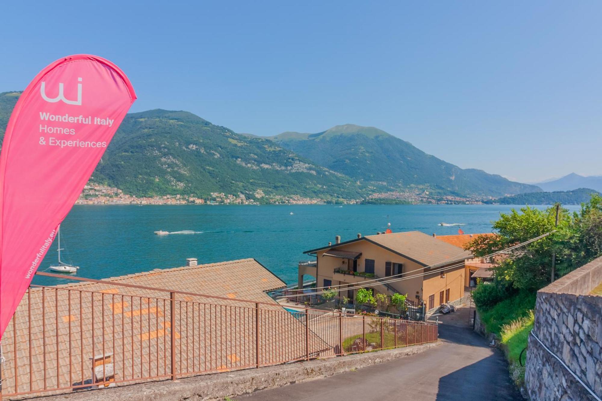 Ninfea Apartments By Wonderful Italy Лецено Екстериор снимка
